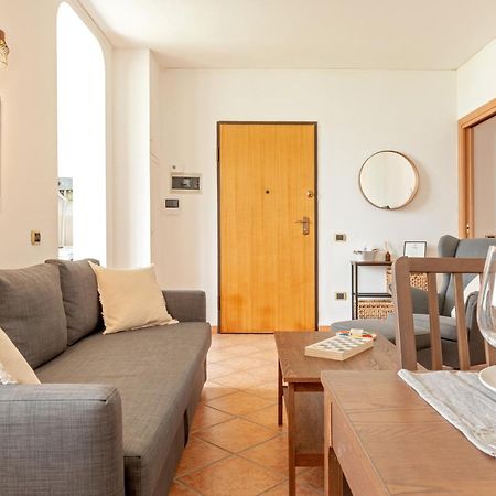 Cozy Retreat In Coastal Livorno Apartment Luaran gambar