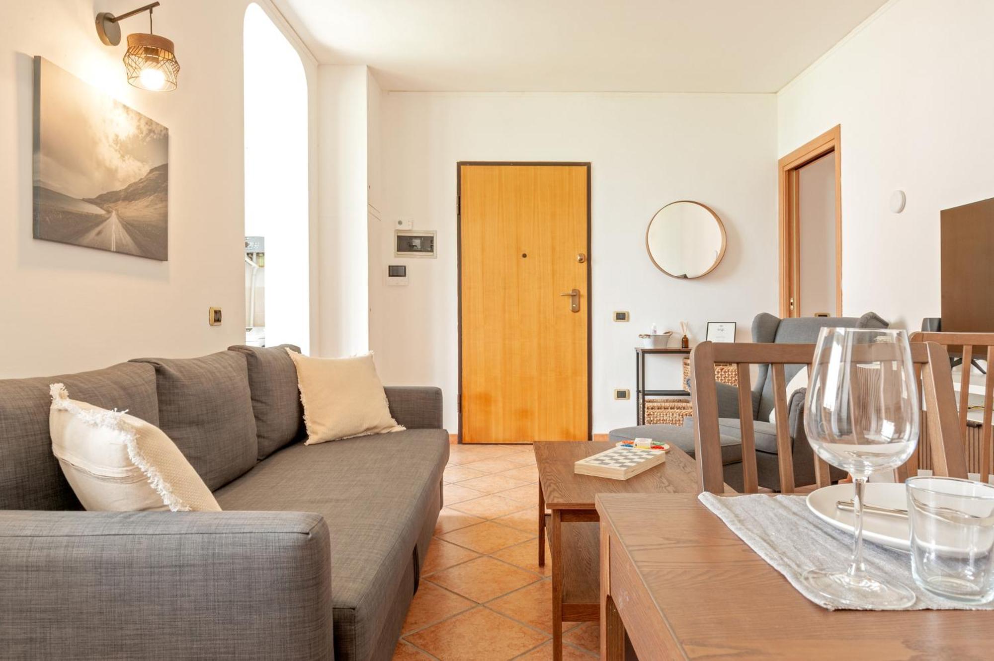 Cozy Retreat In Coastal Livorno Apartment Luaran gambar